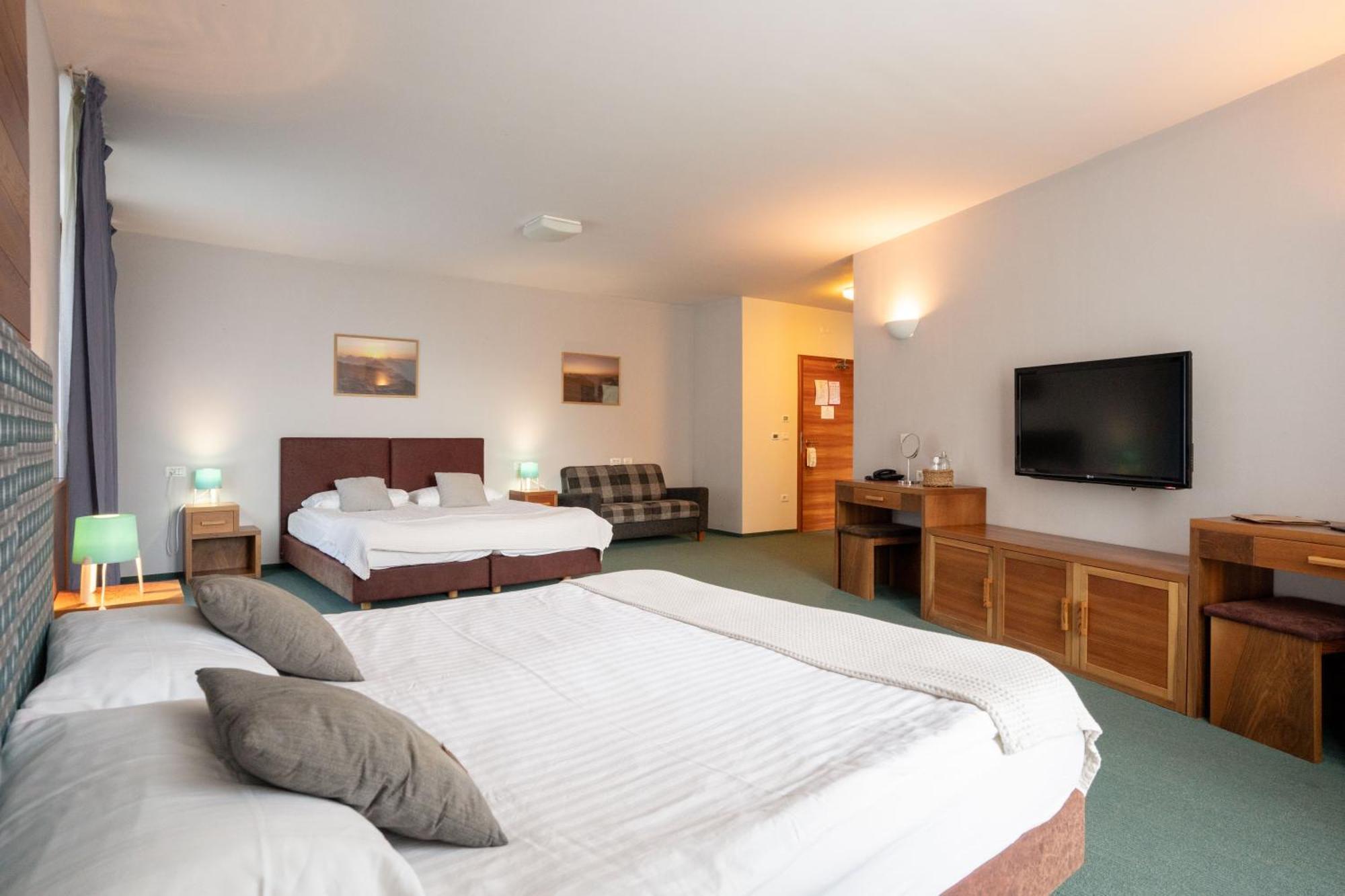 Hotel Boka Bovec Ngoại thất bức ảnh